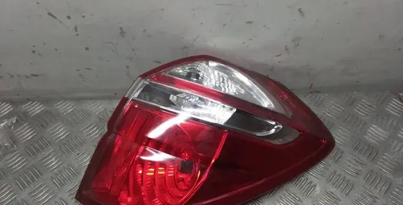 Subaru Legacy Rear/tail lights 