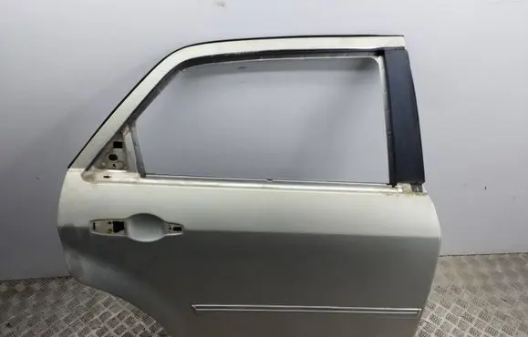 Chrysler 300 - 300C Rear door