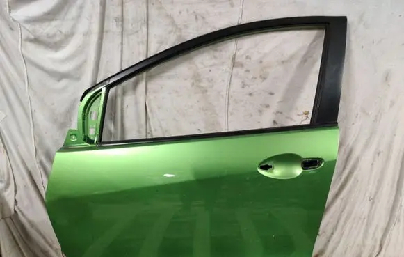 Mazda 2 Front door