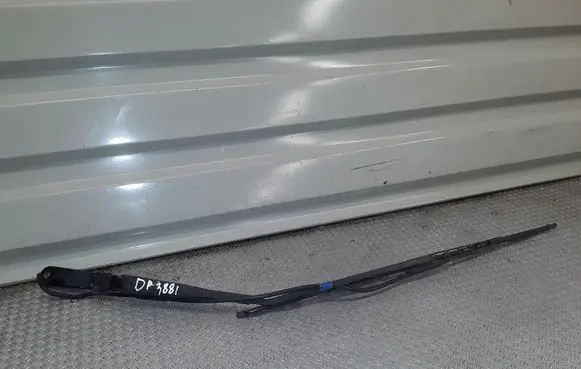 Iveco Daily 35.8 - 9 Windshield/front glass wiper blade 80005697
