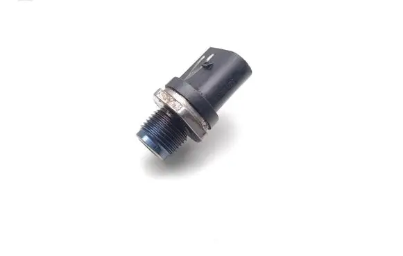 BMW 1 E81 E87 Fuel pressure sensor 0281002988