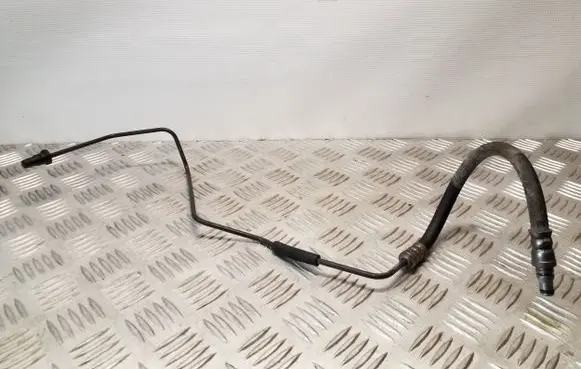 Volvo V40 Clutch pipe/line 