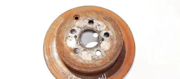 Toyota Avensis T250 Rear brake disc neventiliuojamas
