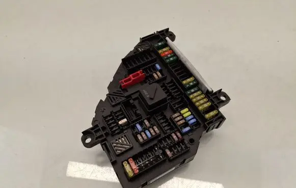 BMW X3 F25 Fuse module 9259468