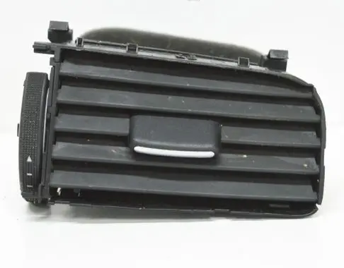 Volkswagen Jetta VI Dashboard air vent grill cover trim 5C6819704