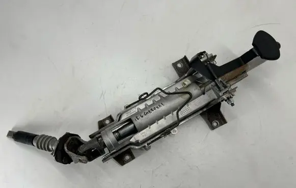 Jeep Grand Cherokee Steering wheel axle set 68271363AB 840799 18021601355