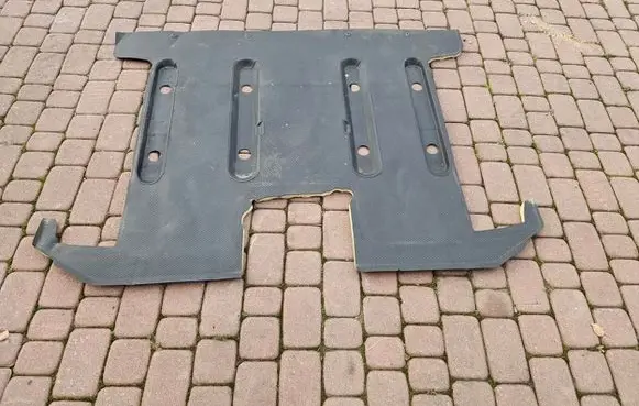 Renault Trafic III (X82) Trunk bottom trim panel 38TYS