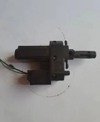 Ford Mondeo MK IV Clutch pedal sensor 4M5T7C34AA