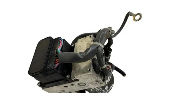 Nissan X-Trail T30 ABS Pump 476008H710