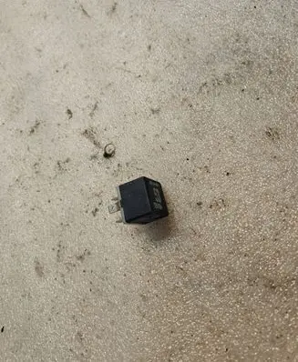 Volkswagen Polo Other relay 141951253B