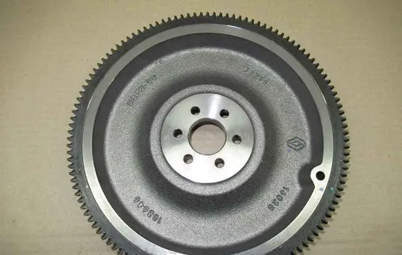 Renault Twingo III Flywheel 123113960R