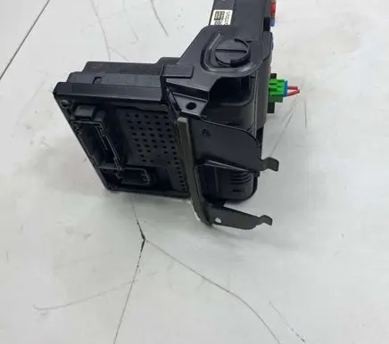 Volvo XC90 Fuse module 30786476 06W383 28062211