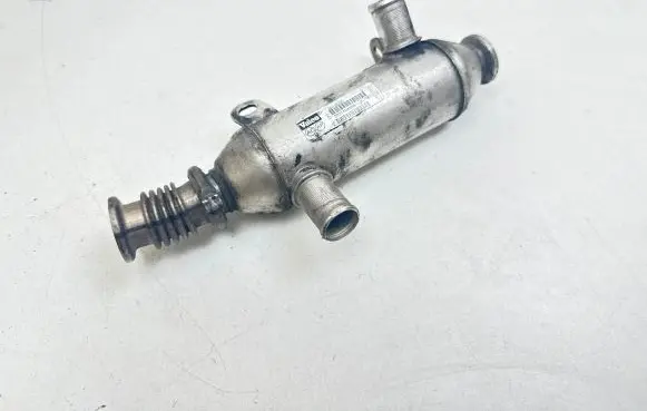 Peugeot 607 EGR valve cooler 9631424880 861068Z