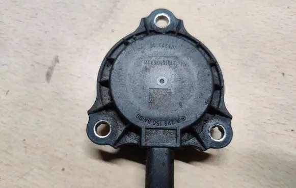 Mercedes-Benz GLA W156 X156 Camshaft vanos timing valve A2761560490