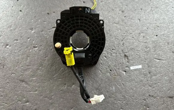 Nissan Patrol Y61 Steering wheel lock 25554VC725