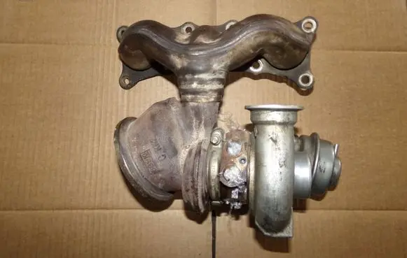 BMW 5 E60 E61 Turbo 7593018