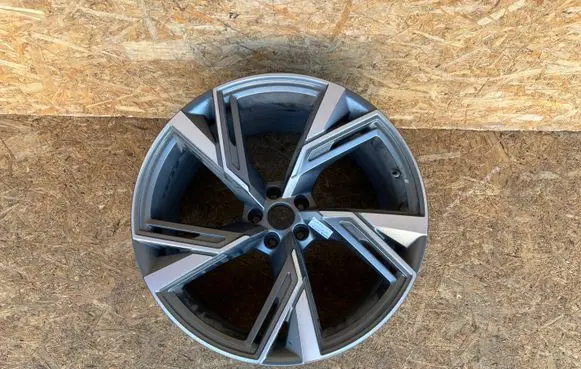 Audi RS6 C8 R22 alloy rim 4K0601025R K21799T