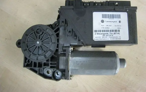 Volkswagen Phaeton Rear door window regulator motor 3D0959704D
