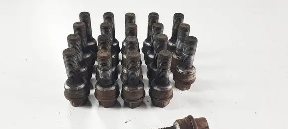 Volkswagen Transporter - Caravelle T6 Stub axle