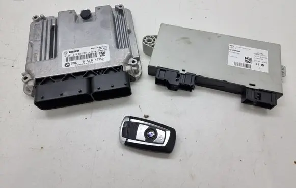 BMW 5 F10 F11 Engine ECU kit and lock set 0281018609 8518477