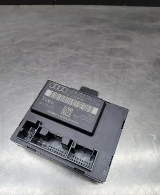 Audi A6 S6 C6 4F Door control unit/module 4F0959794E