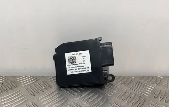 Audi A6 S6 C8 4K Seat control module 4M0959339