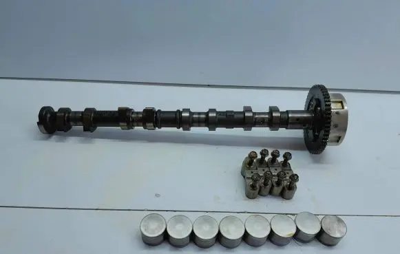 Dodge Caliber Camshaft 8j6001292 MX2298000941 0504702aa