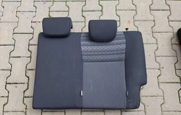 Toyota Yaris Rear seat YARIIIFOT