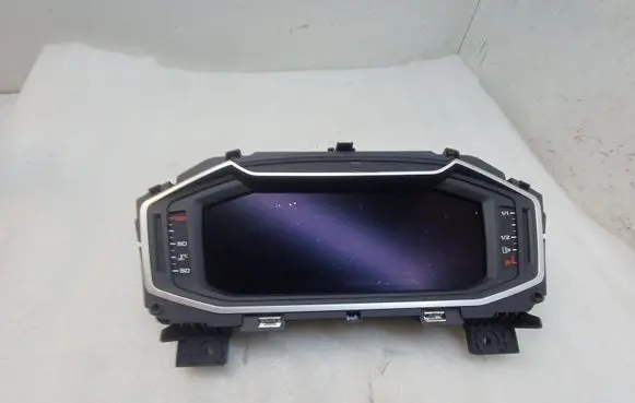 Audi A1 Speedometer (instrument cluster) 82A920710E 2474133749 VD104821