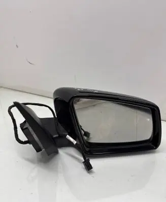 Mercedes-Benz A W176 Front door electric wing mirror 021047
