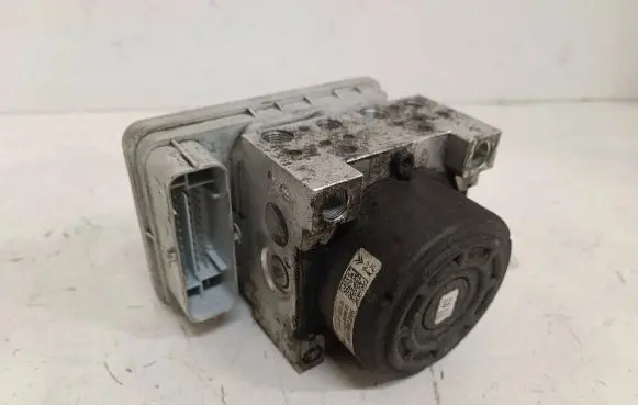 Peugeot 208 ABS Pump 9801661280 10022001124 001110020011240