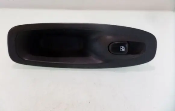 Hyundai Accent Electric window control switch 621W04620