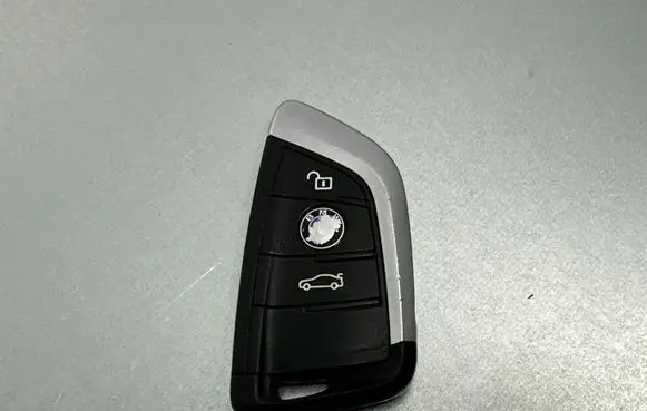 BMW X1 F48 F49 Ignition key/card 9367393