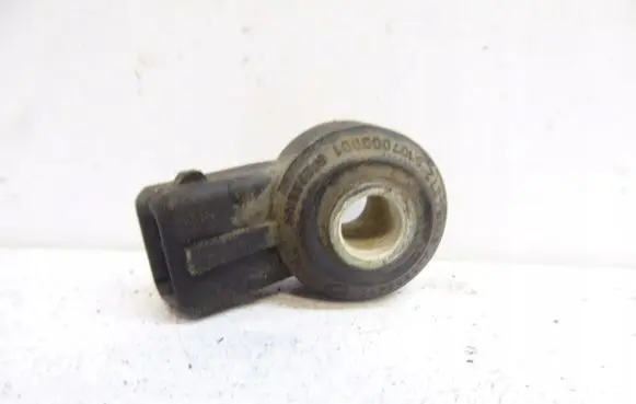 Skoda Felicia II Detonation knock sensor 047905377