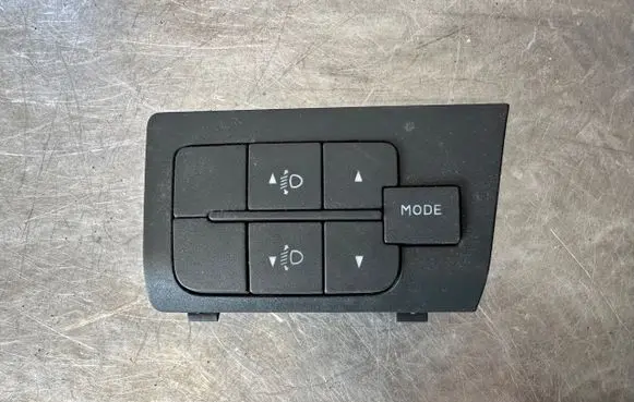 Fiat Ducato Headlight level height control switch 7354213530