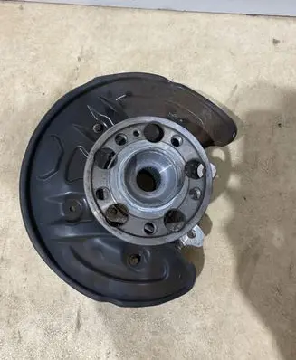 Mercedes-Benz E W238 Rear wheel hub A2055467480