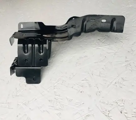 Dacia Duster II Headlight/headlamp mounting bracket 625196782R