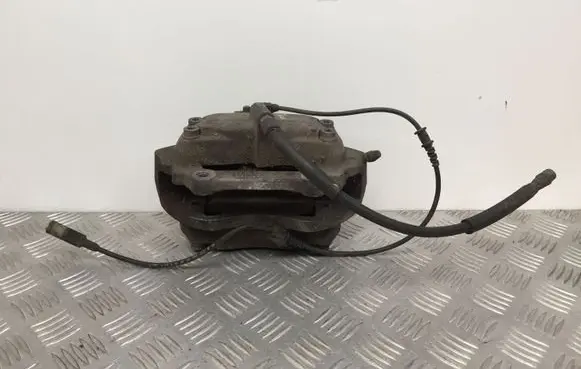 Mercedes-Benz E W211 Front brake caliper
