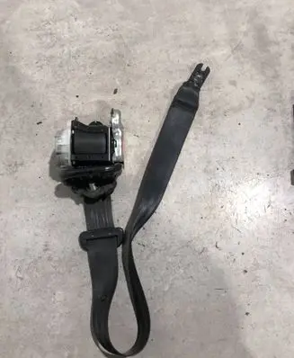 Skoda Octavia Mk3 (5E) Front seatbelt 5E0857702