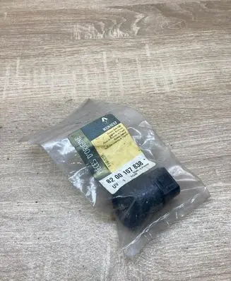 Renault Megane III Engine start stop button switch 8200107838