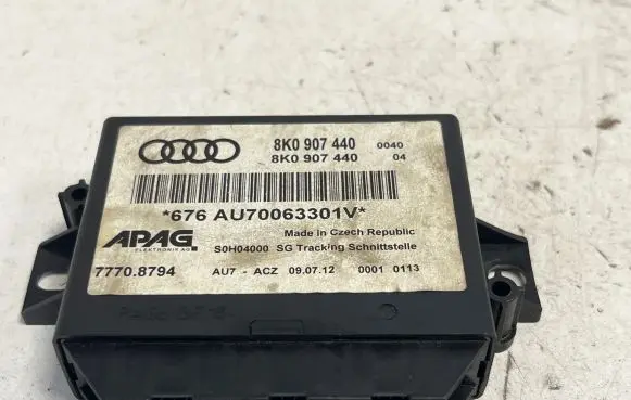 Audi Q7 4L Parking PDC control unit/module 8K0907440