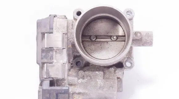 Volkswagen PASSAT B8 Throttle valve 
