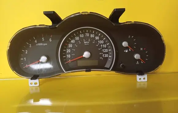 Speedometer (instrument cluster)