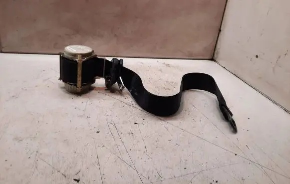 Ford Focus Front seatbelt 4M51A61294AK 33032071