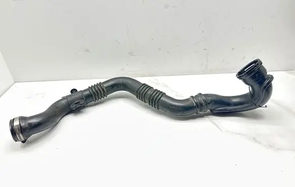 Opel Astra J Intercooler hose/pipe 13265276 315616912