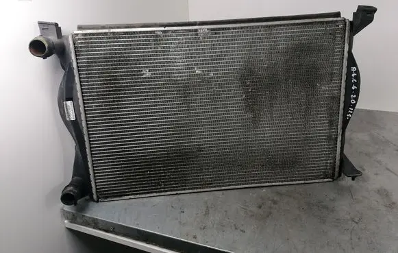 Audi A6 S6 C6 4F Coolant radiator 4F0121251Q