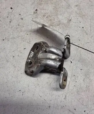 KIA Sorento Front door upper hinge 1234