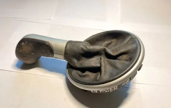 Skoda Roomster (5J) Gear lever shifter trim leather/knob
