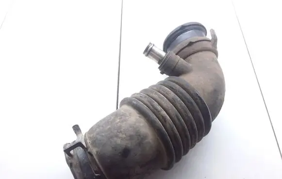 Toyota Avensis Verso Air intake hose/pipe 1788127080A