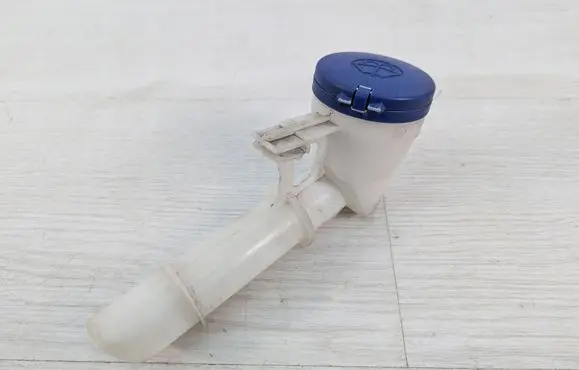 Citroen C4 I Picasso Window washer liquid tank fill tube 9676606580